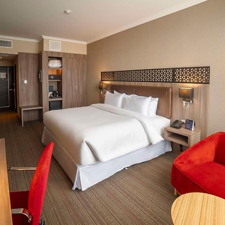 Doubletree By Hilton Trujillo Hotel Encalada Екстериор снимка