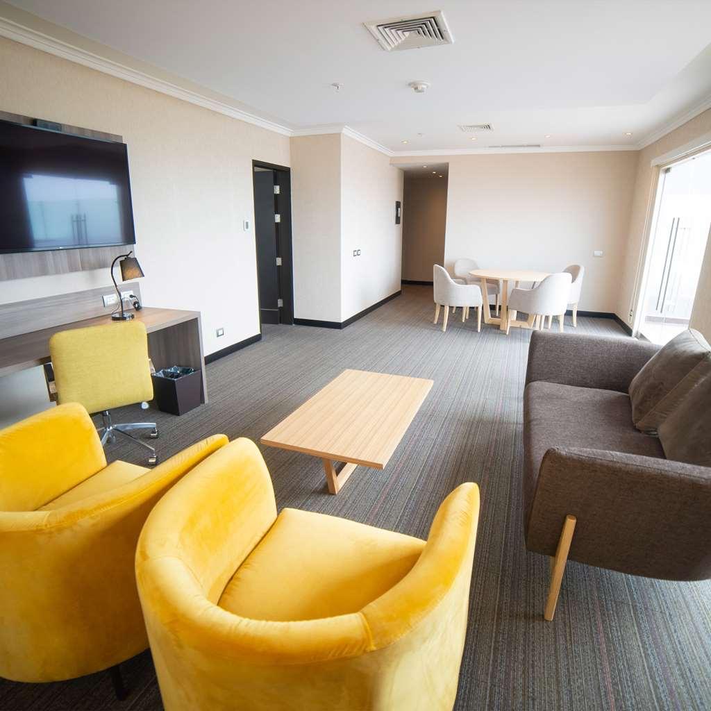 Doubletree By Hilton Trujillo Hotel Encalada Стая снимка