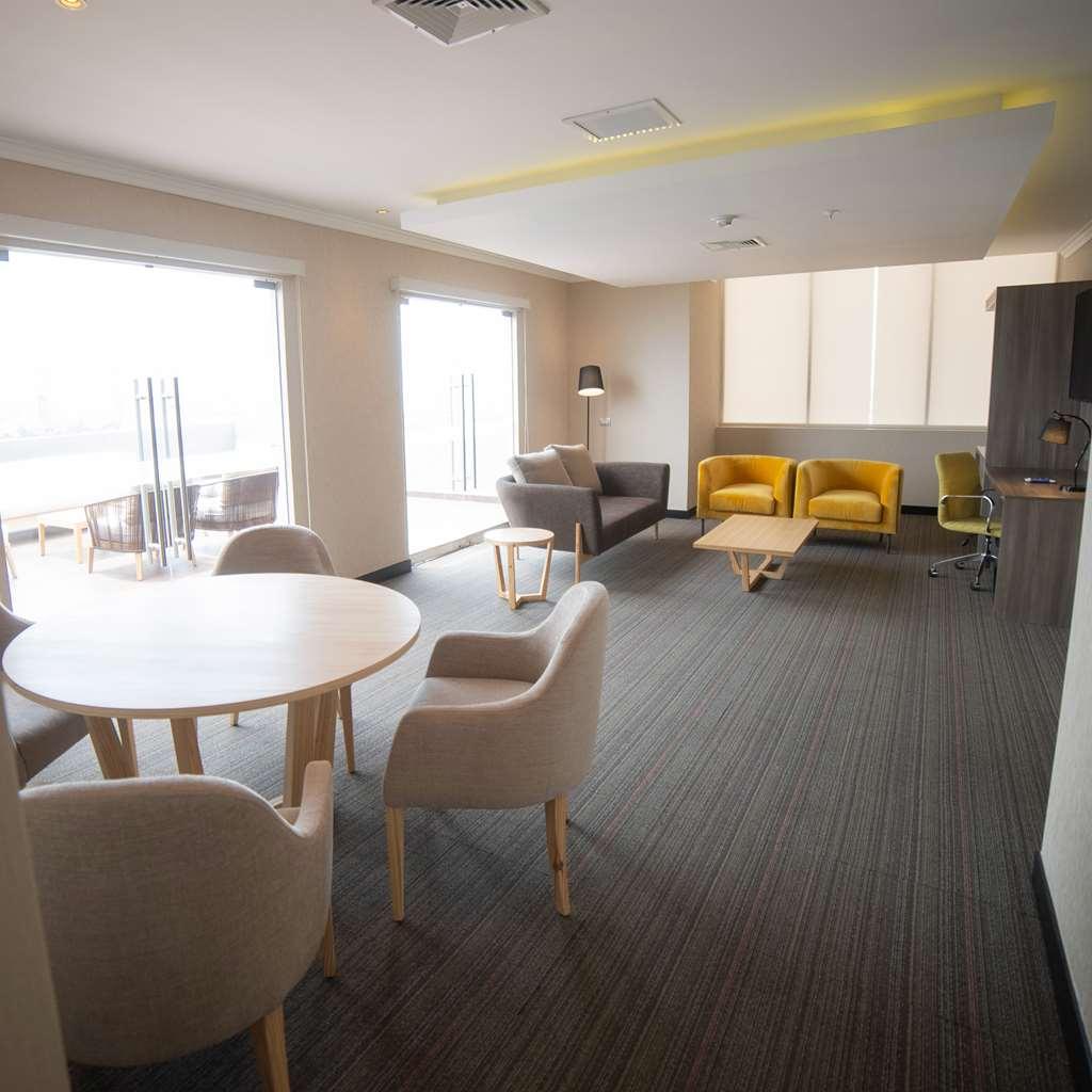 Doubletree By Hilton Trujillo Hotel Encalada Стая снимка