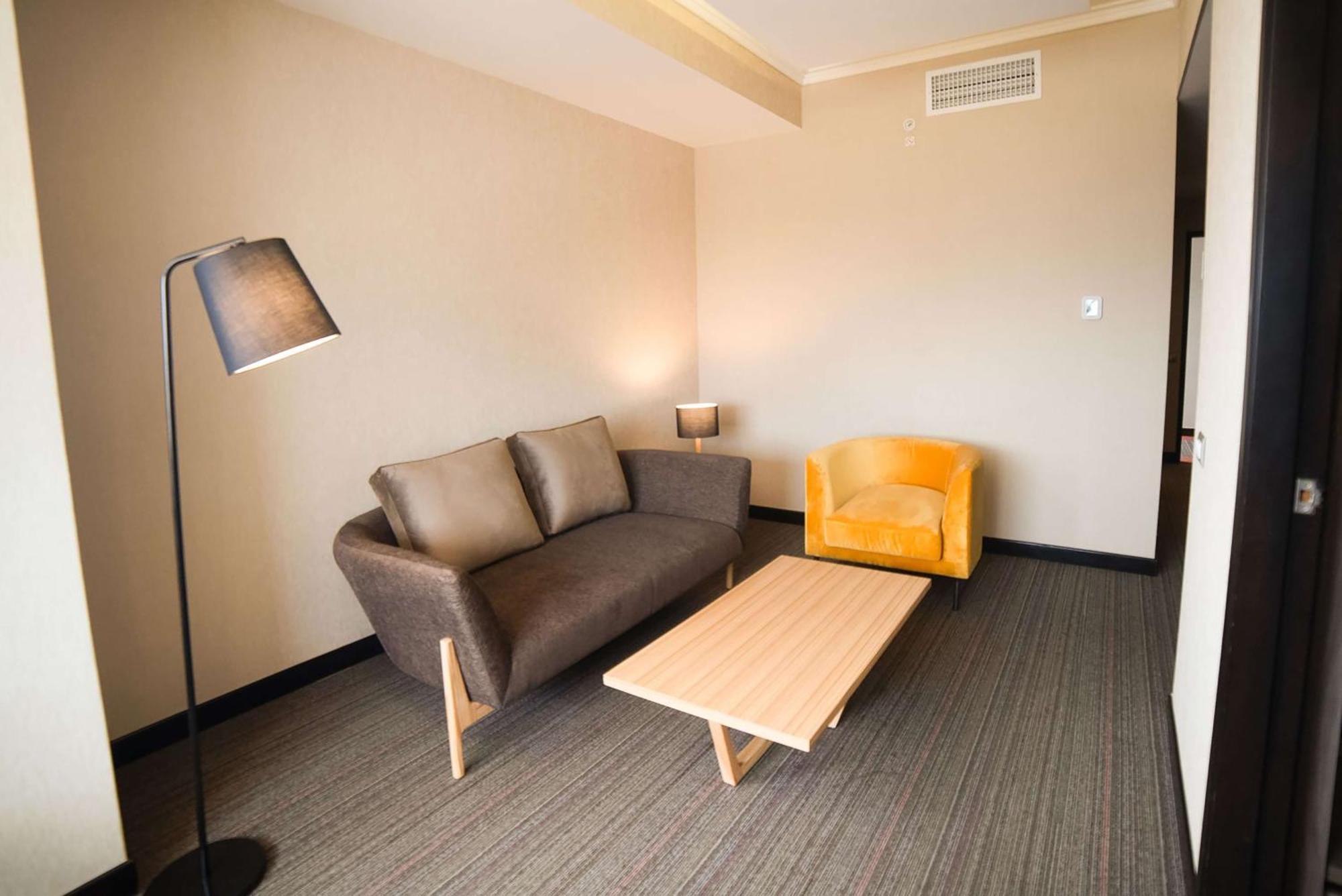 Doubletree By Hilton Trujillo Hotel Encalada Екстериор снимка